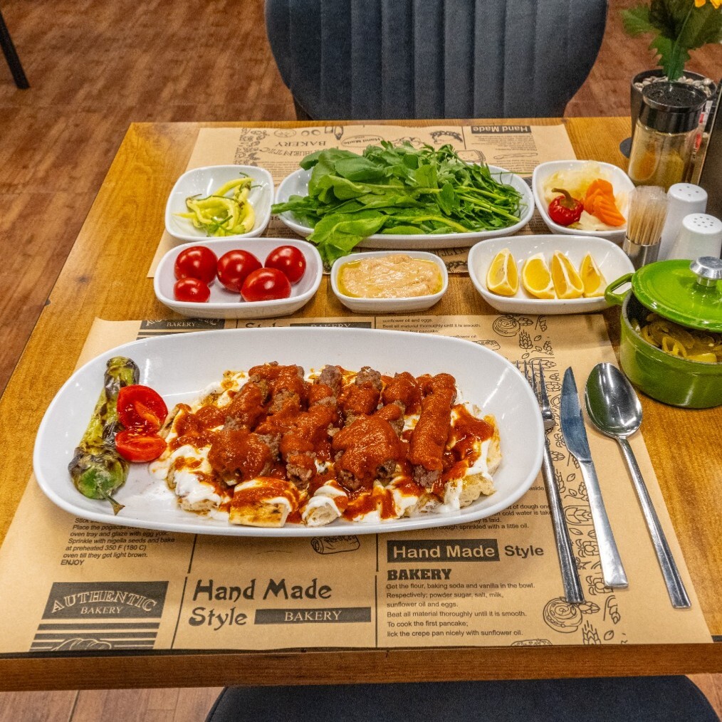 İskender Şiş Köfte