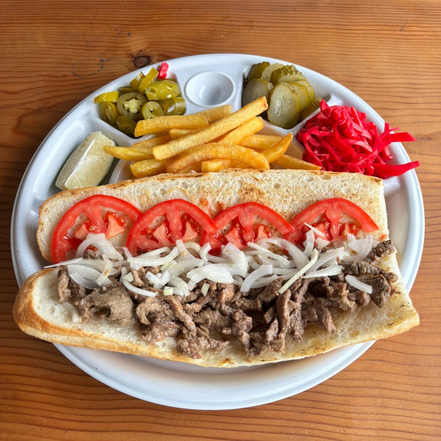 Ekmek arası Et Kavurma Menü