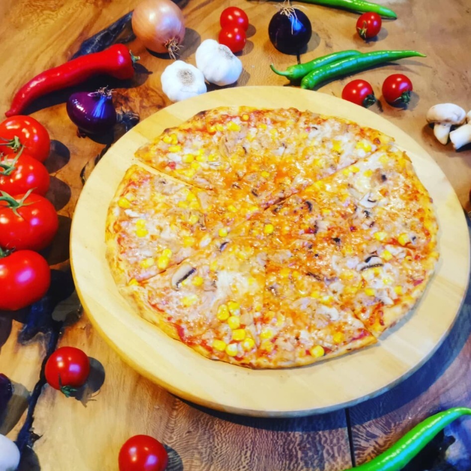 Tonno Pizza Büyük Boy