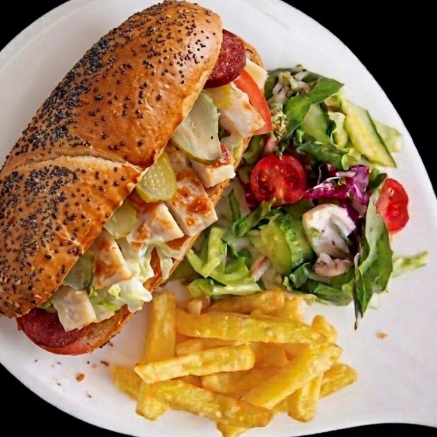 Tavuklu Sezar Sandviç