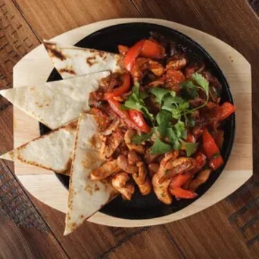 Tavuklu Fajita