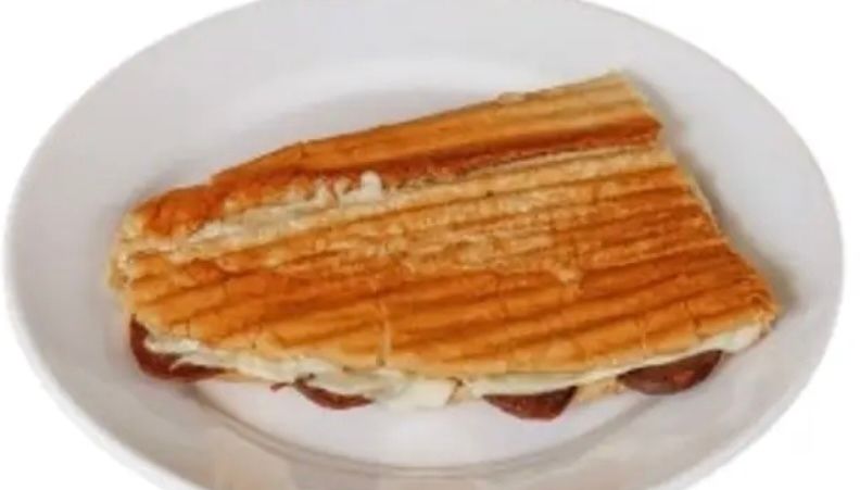 Sucuklu Tost