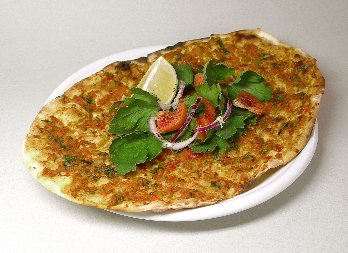 3 Adet Lahmacun