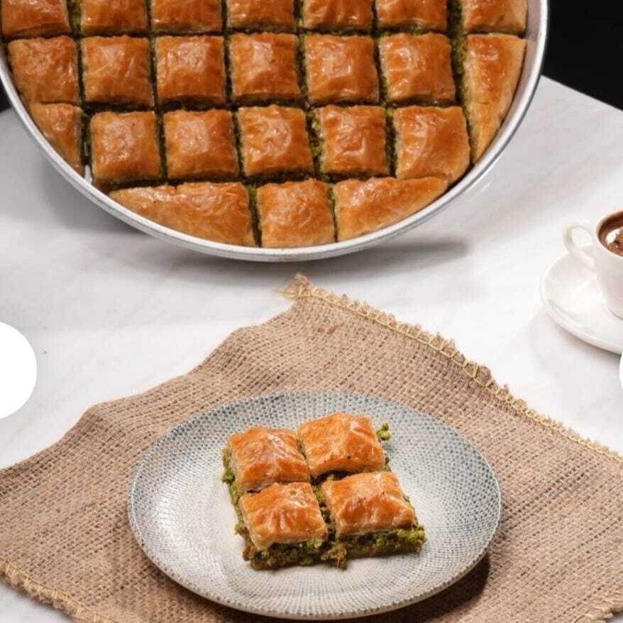 Özel Kare Fıstıklı Baklava 750 Gr