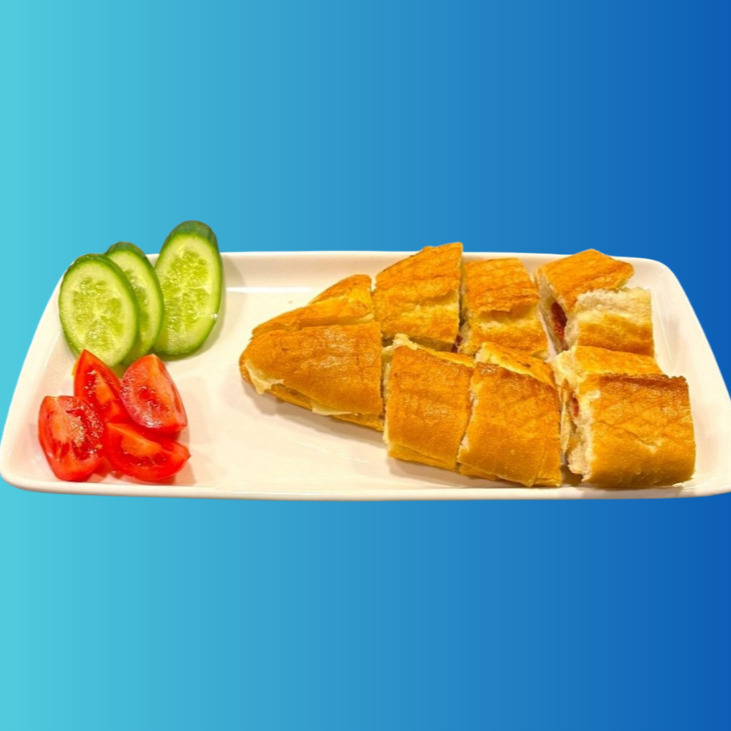 Yarım Ekmek Arası Sucuklu Kaşarlı Tost