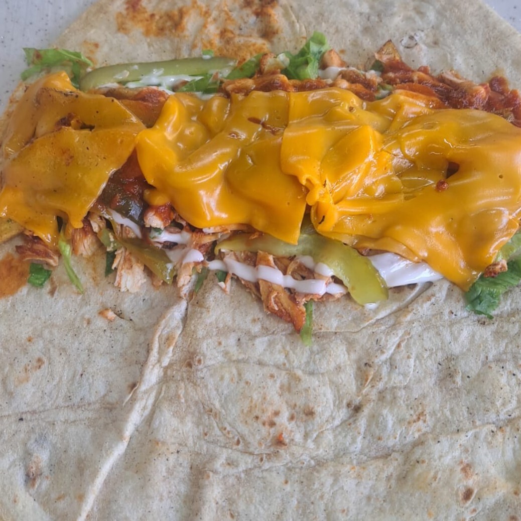 Barbekü Soslu Cheddarlı Döner