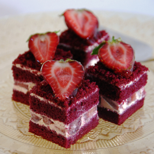 Çilekli Marki Dilim(250gr)