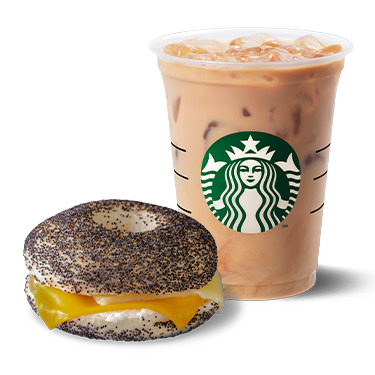 Iced Caffè Latte ve Haşhaşlı 3 Peynirli