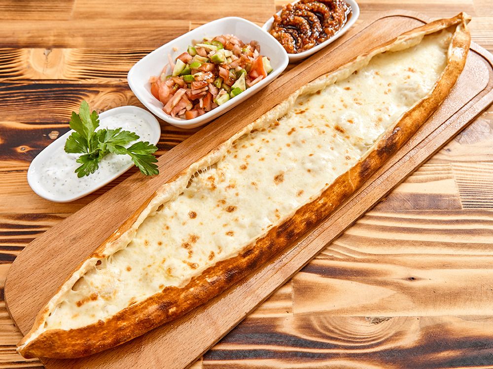 Kaşarlı Pide