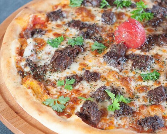 Kavurmalı Orta Boy Pizza