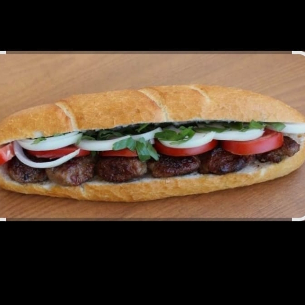 Tam ekmek arası köfte