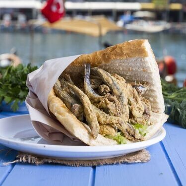 Hamsi Balık Ekmek