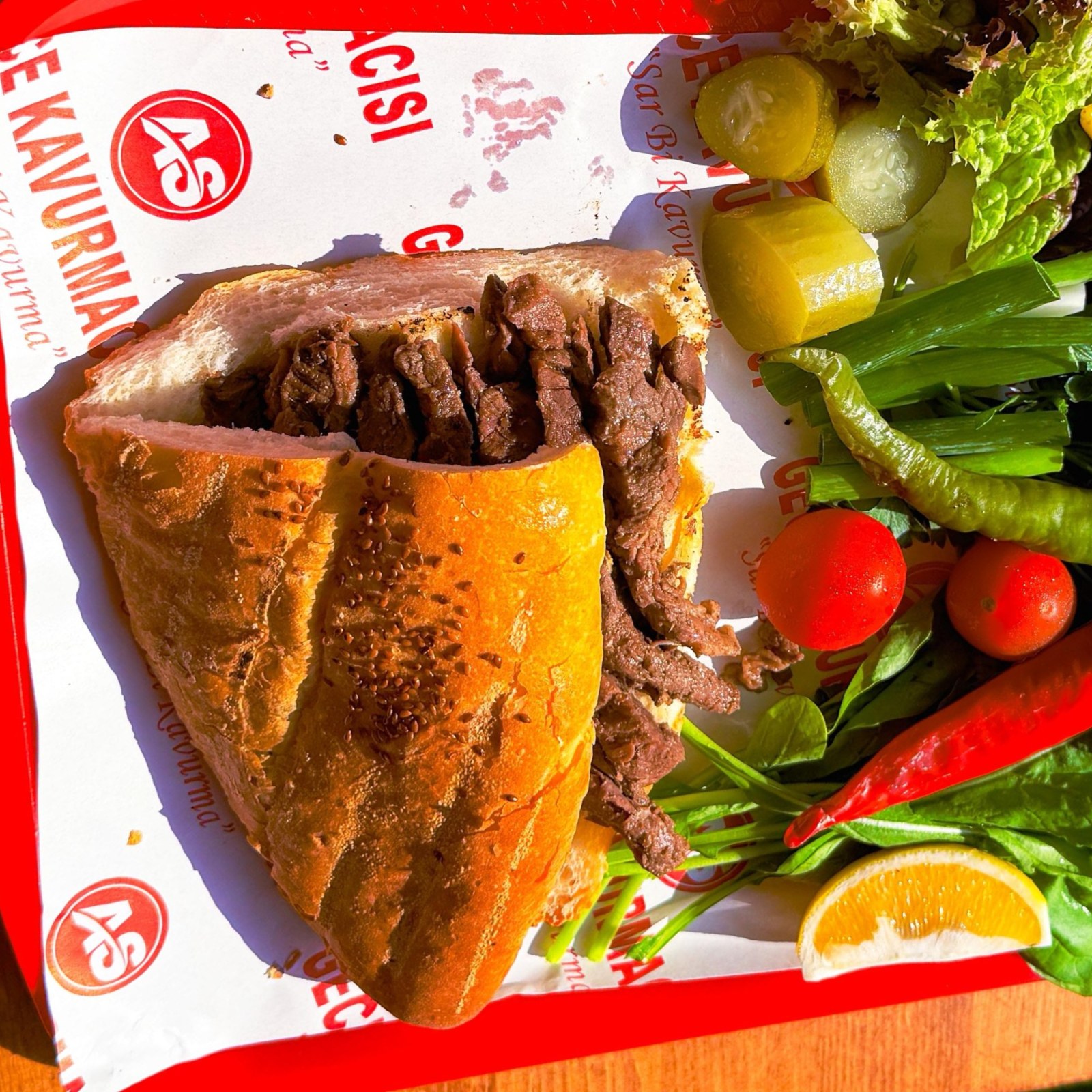 Yarım Ekmek Arası Kavurma (100 Gr.)