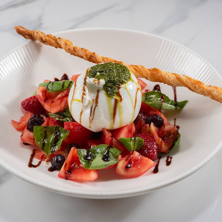 Çilekli & Pesto Soslu Burrata