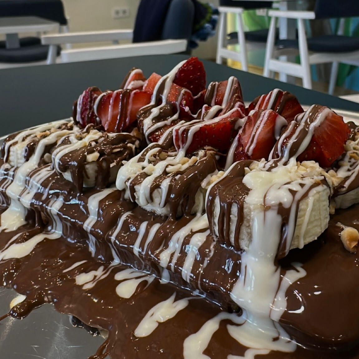 Çilekli&Muzlu Waffle