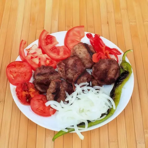 Acılı Köfte