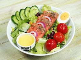Somon Fümeli Salata