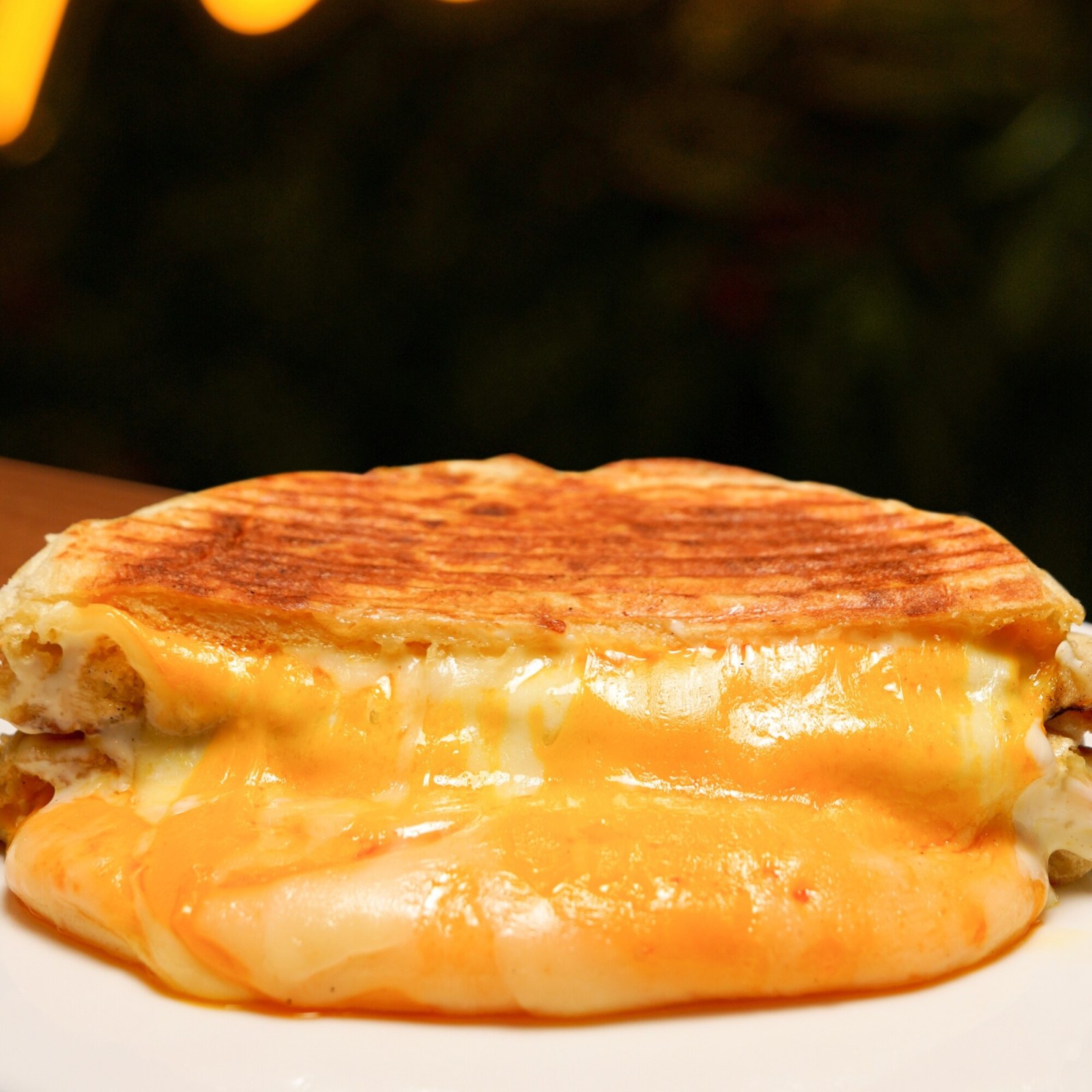 Baz 3 Peynirli (Trio Tost)