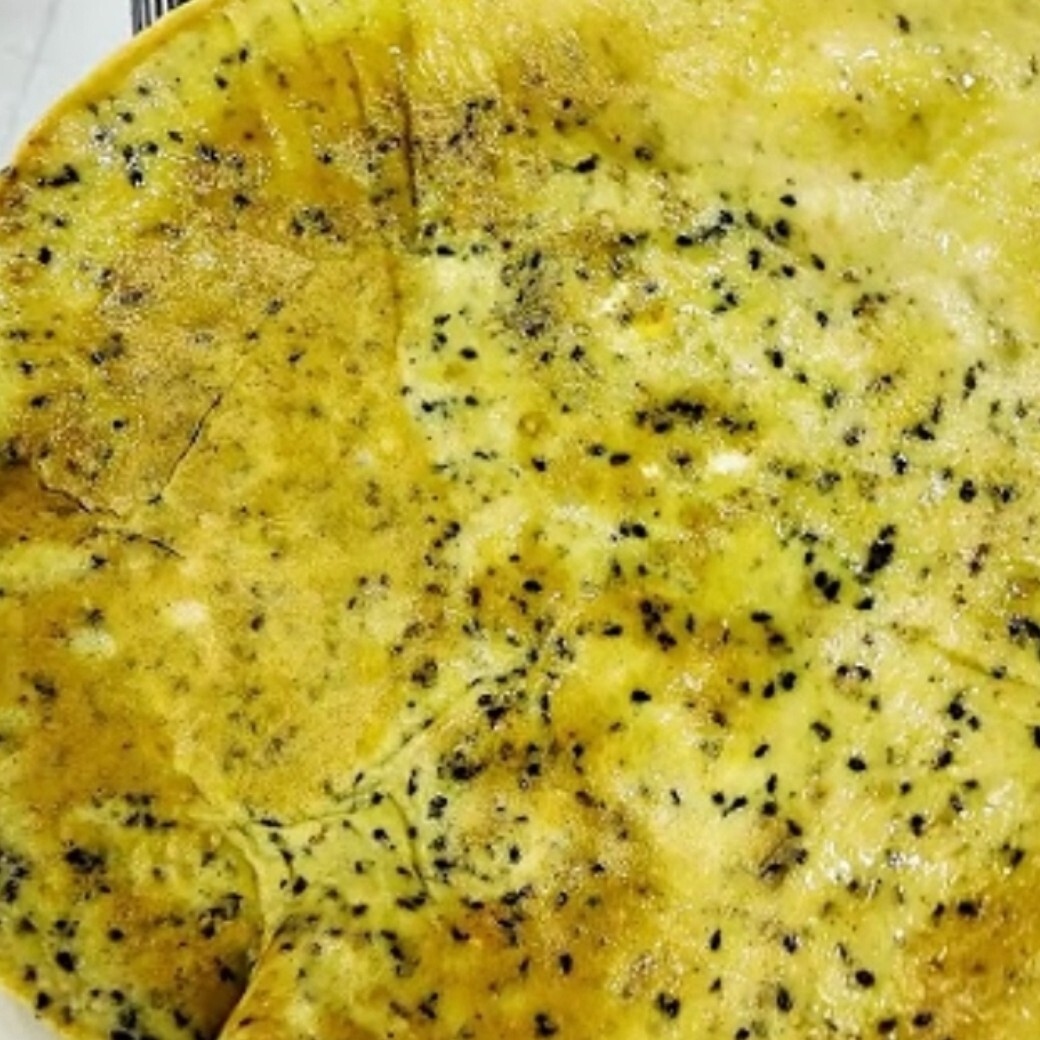 Çörek Otlu Beyaz Peynirli Kaşarlı Omlet
