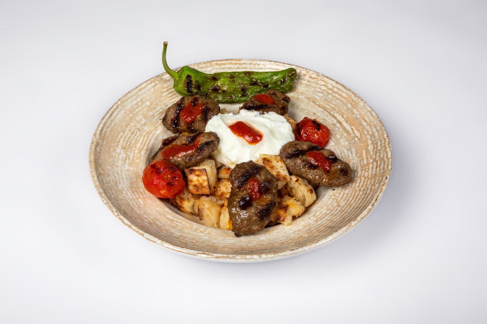 Yoğurtlu Köfte