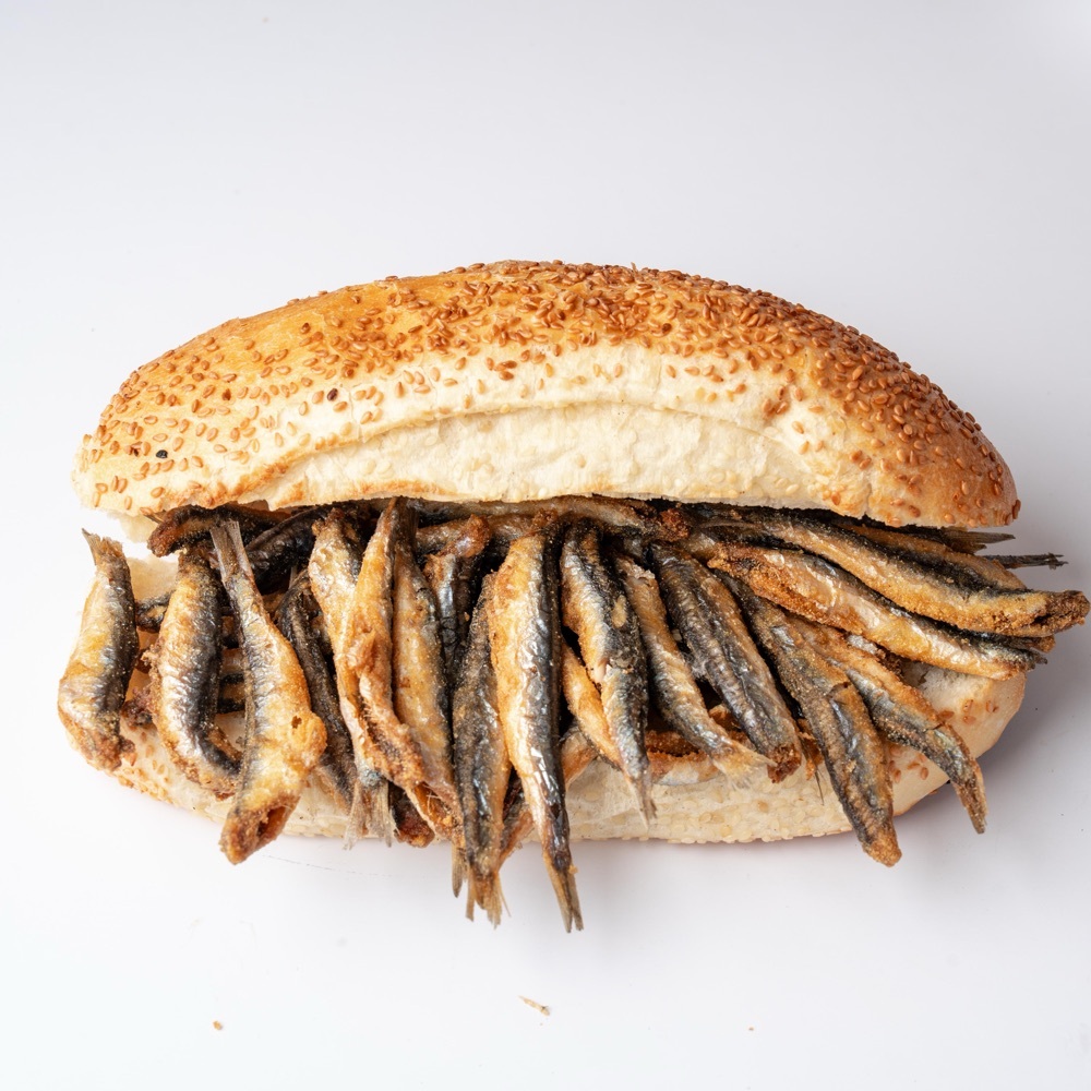 Ekmek Arası Hamsi