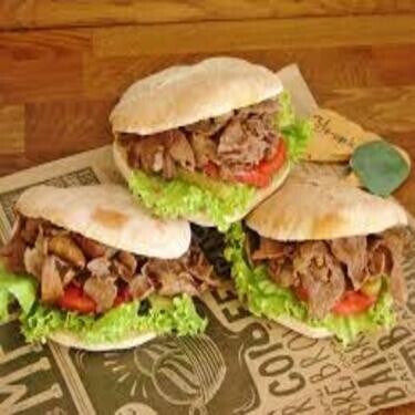 Ekmek Arası Dana Döner