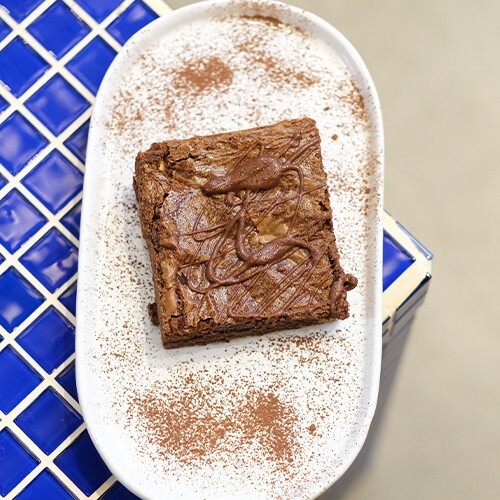 Vişneli Beyaz Çikolatalı Brownie