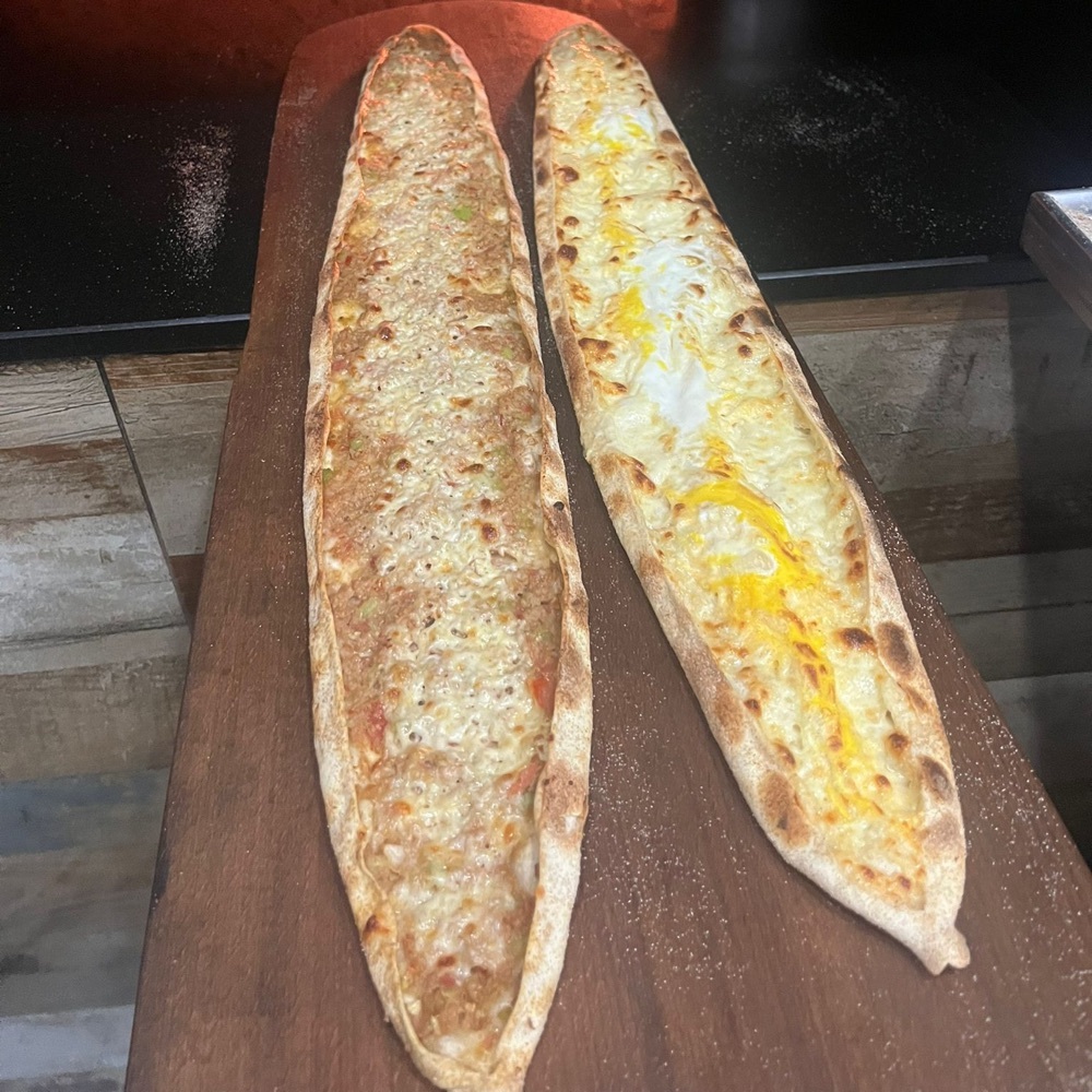 Uzayan-Kaşarlı- Yumurtalı-Pide