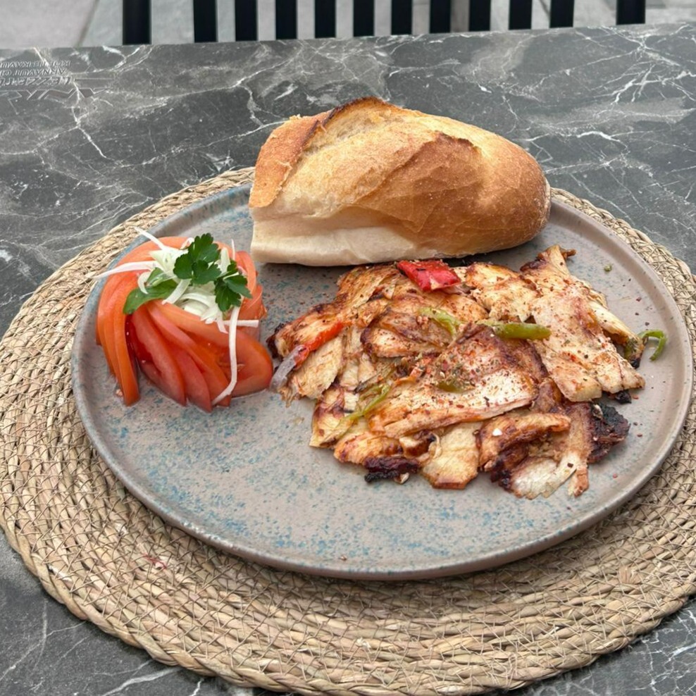 Tavuk Döner (1 kg)
