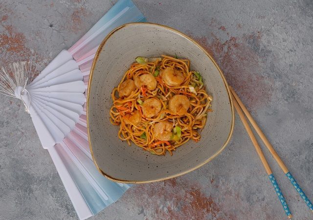 133 Karidesli Egg Noodle