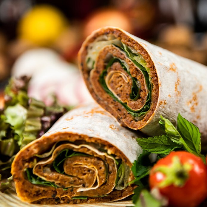 Çiğ Köfte Dürüm (100 gr) Menü (20cl) Ayran