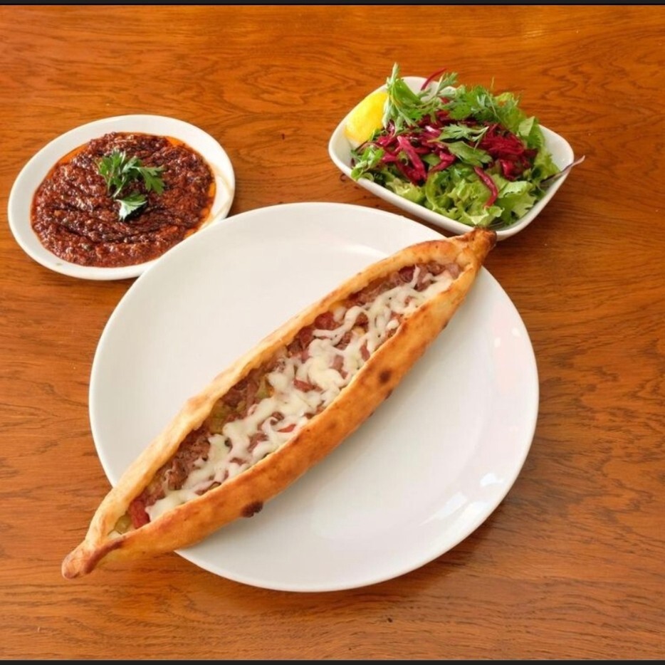 Kıymalı Kaşarlı Cantık