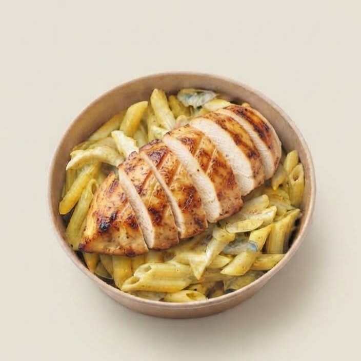 Köri Soslu Tavuklu Penne Makarna