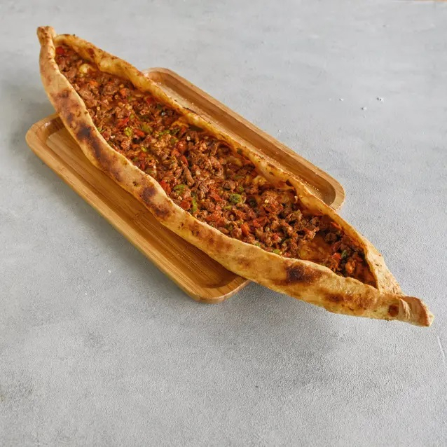 Kuşbaşılı Pide+Sütaş Ayran+Salata