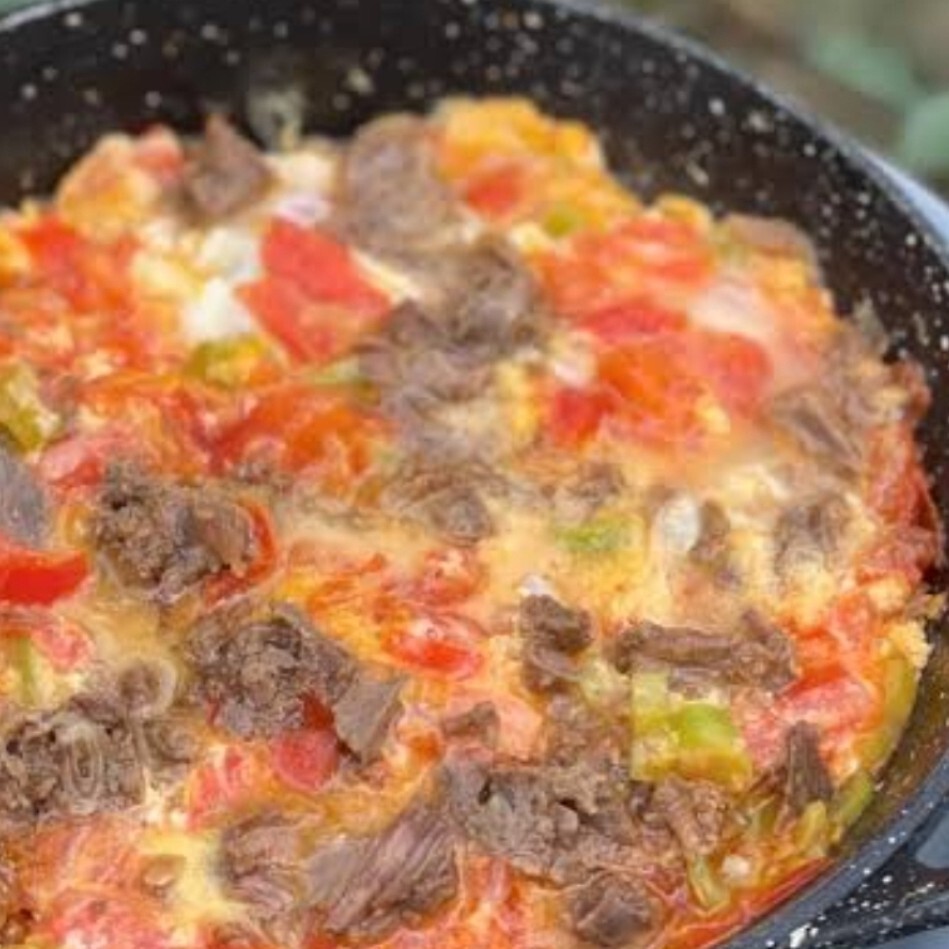 Kavurmalı Kaşarlı omlet