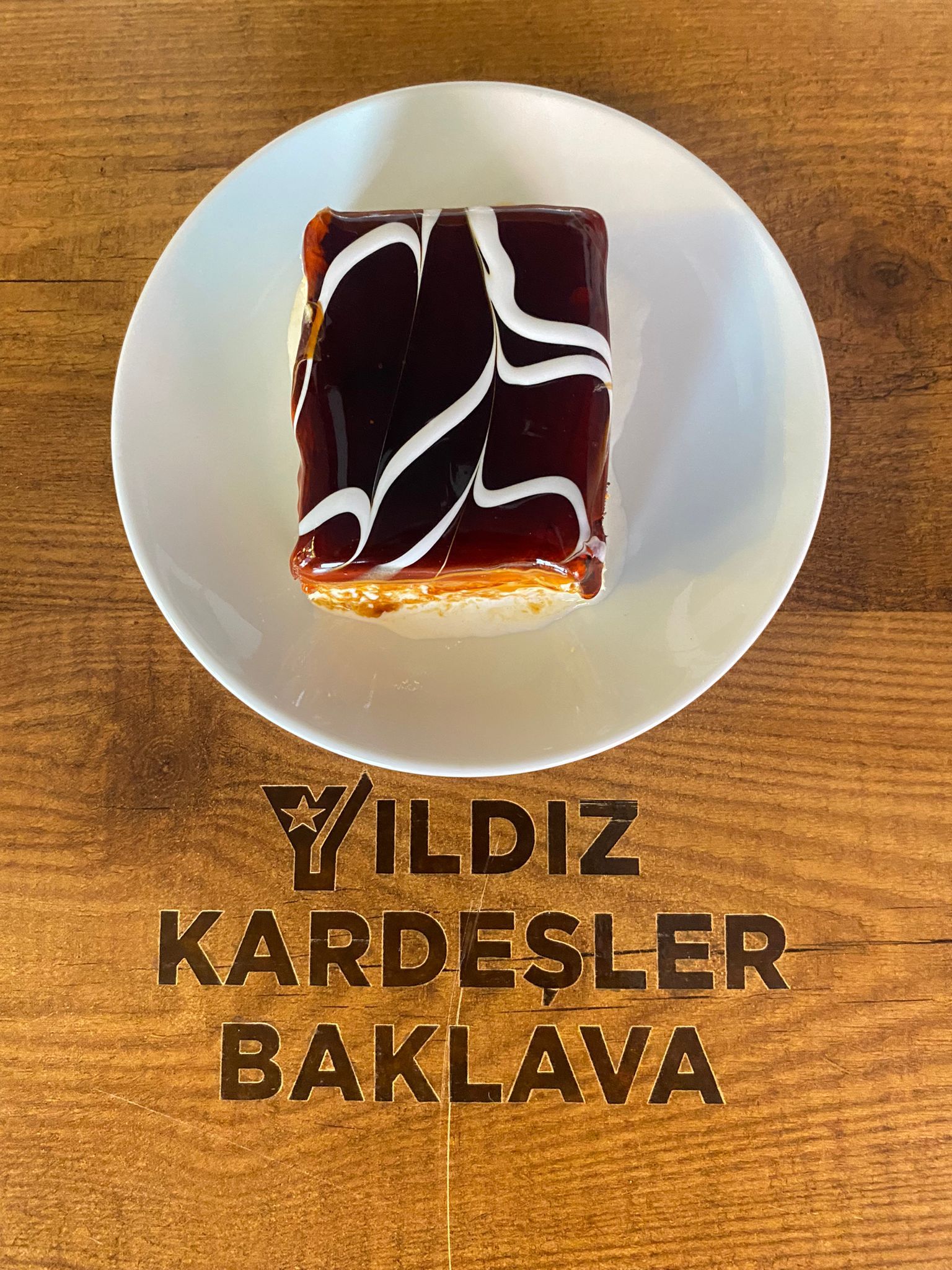 Karamelli Trileçe (1 kg.)