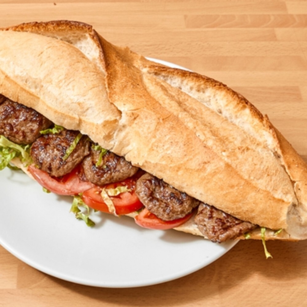 Üç Çeyrek Ekmek Köfte
