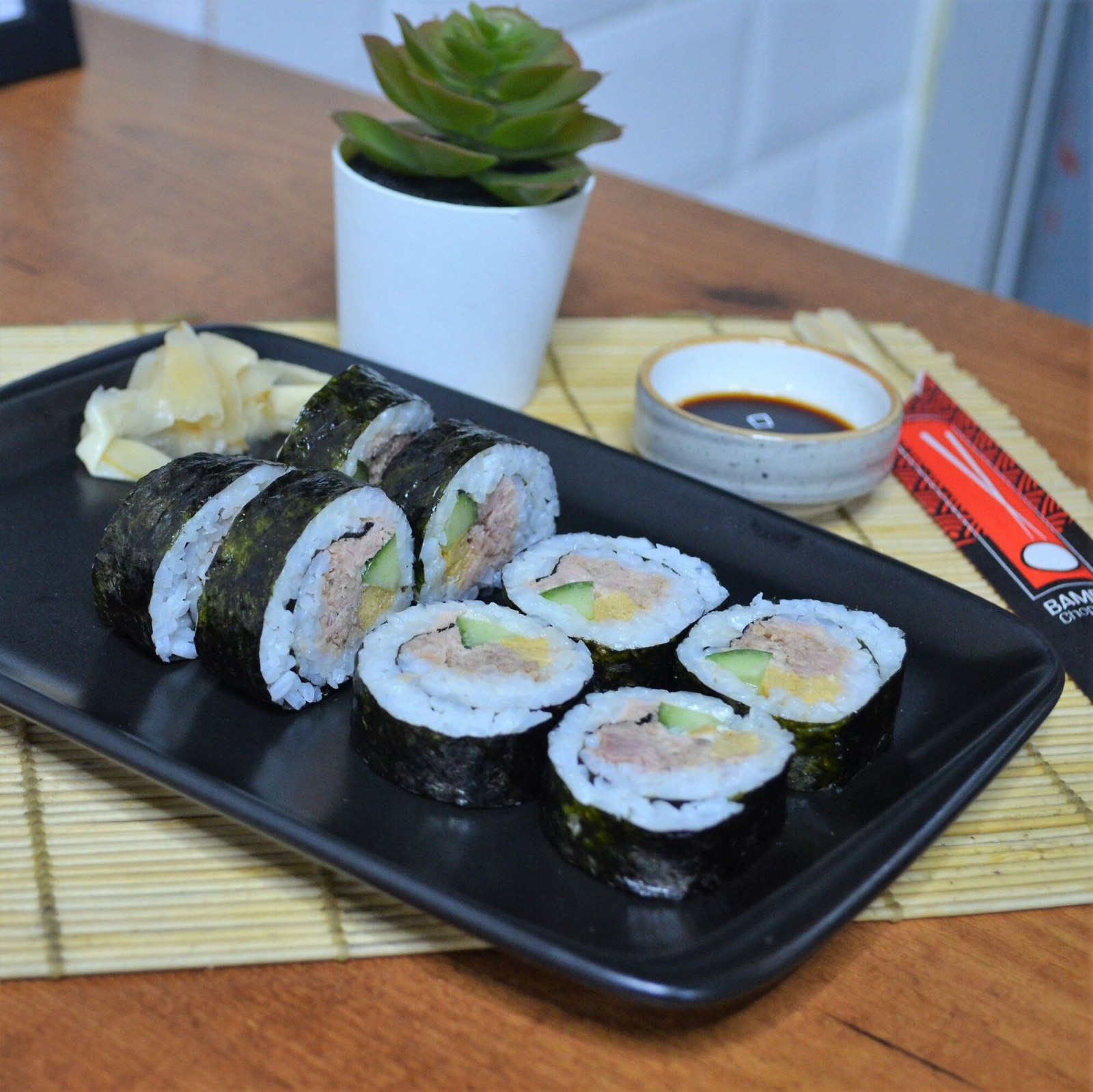 Ton Balıklı Roll (8 Adet)