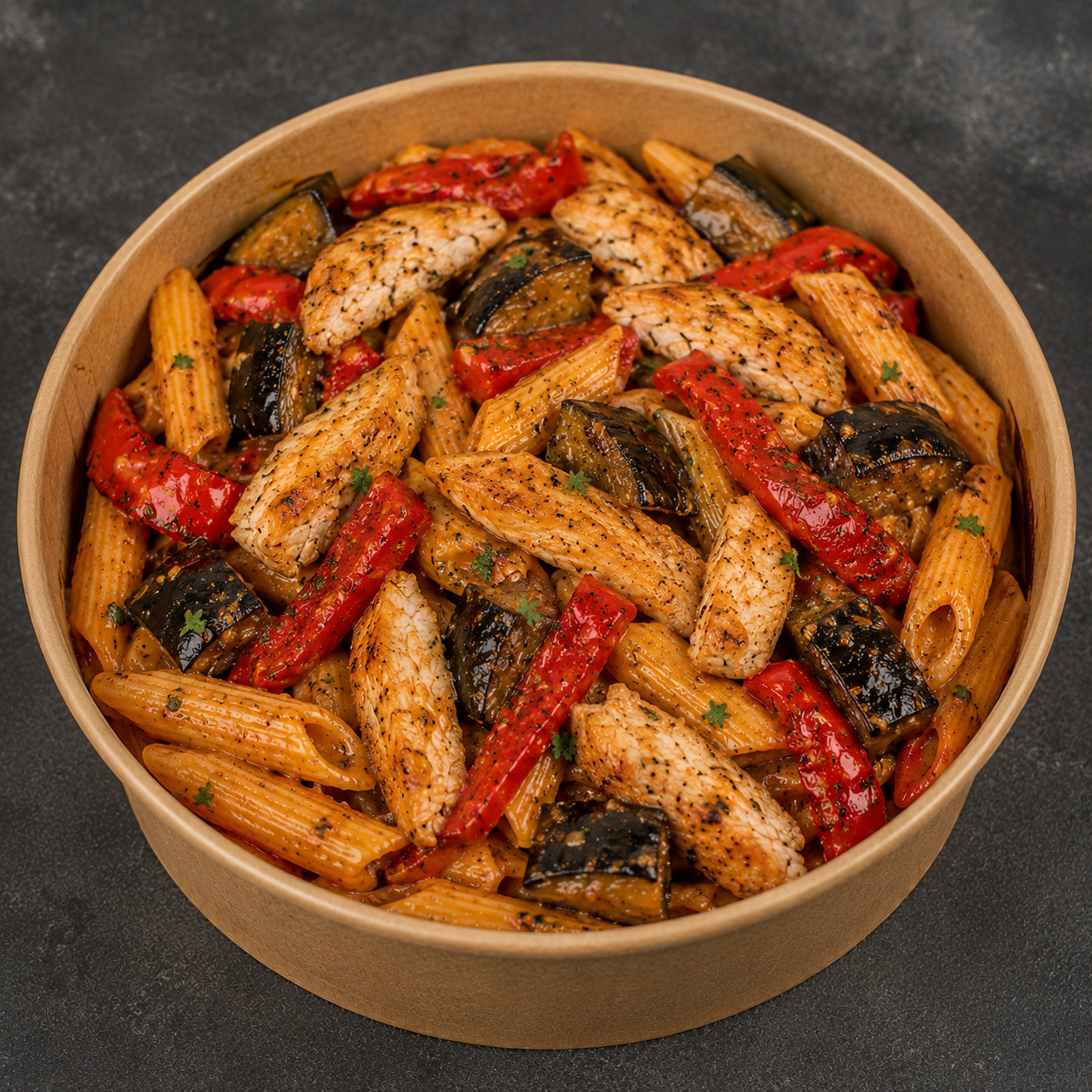 Tavuklu Közlenmiş Kapya Közlenmiş Patlıcan Penne Makarna
