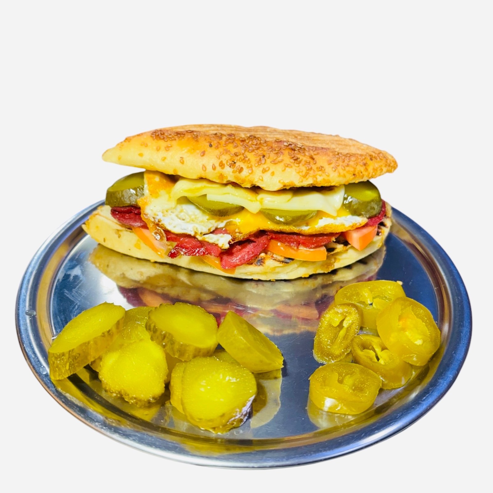 Sucuklu yumurtalı Kumru