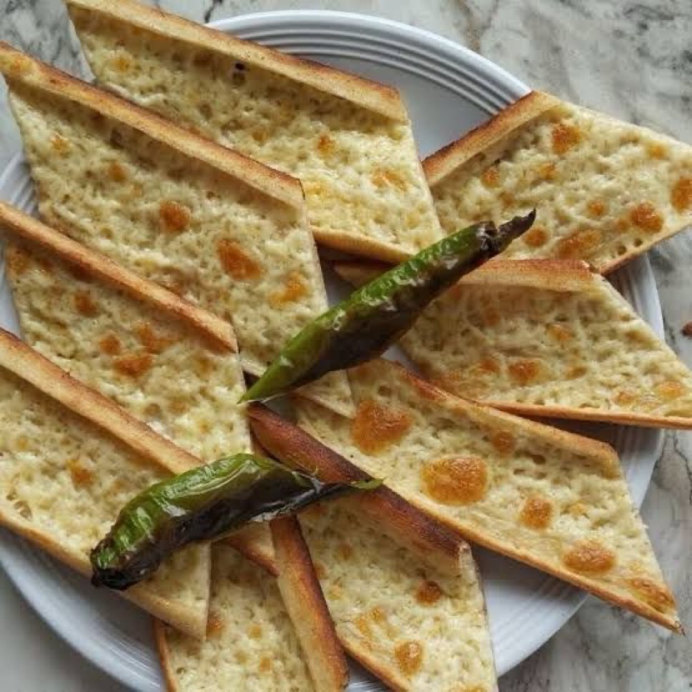 Kaşarlı Pide