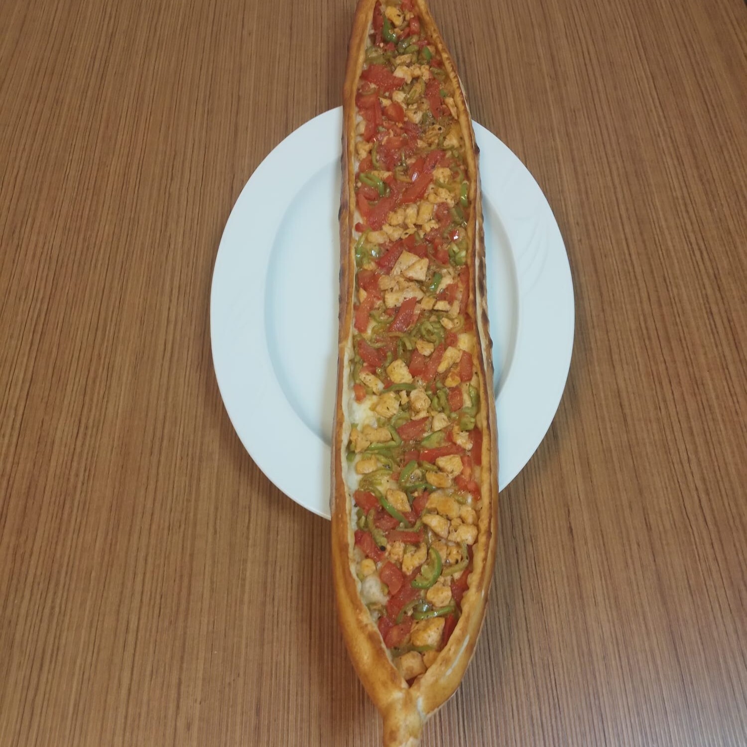 Tavuklu Pide