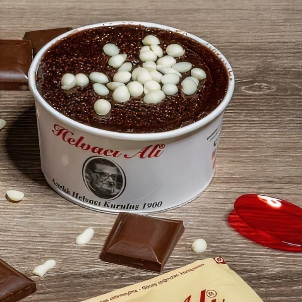 Çikolatalı İrmik Helvası Dondurmalı (160 gr)