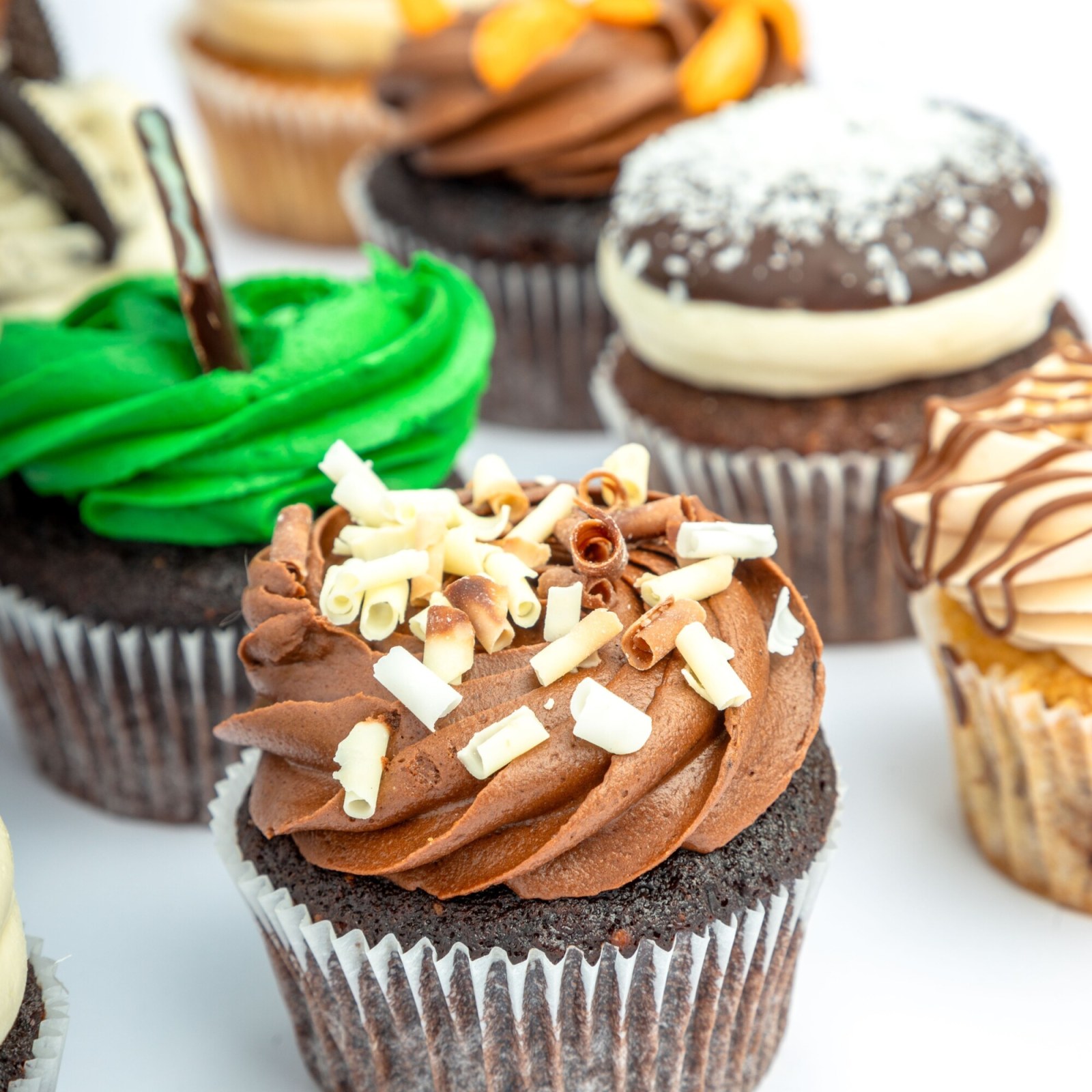Black & White Cupcake