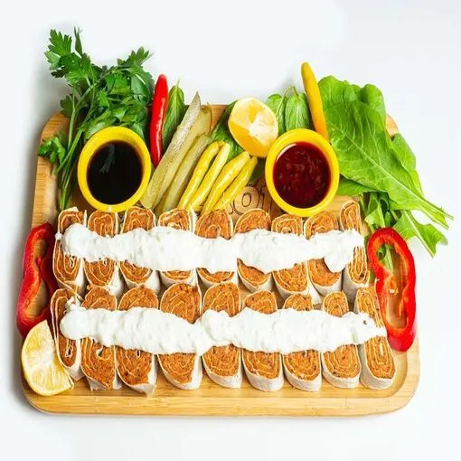 Yeşil Sevenlere Özel Sebzeli Çiğ Köfte Sarma Sushi(400-450 gr)
