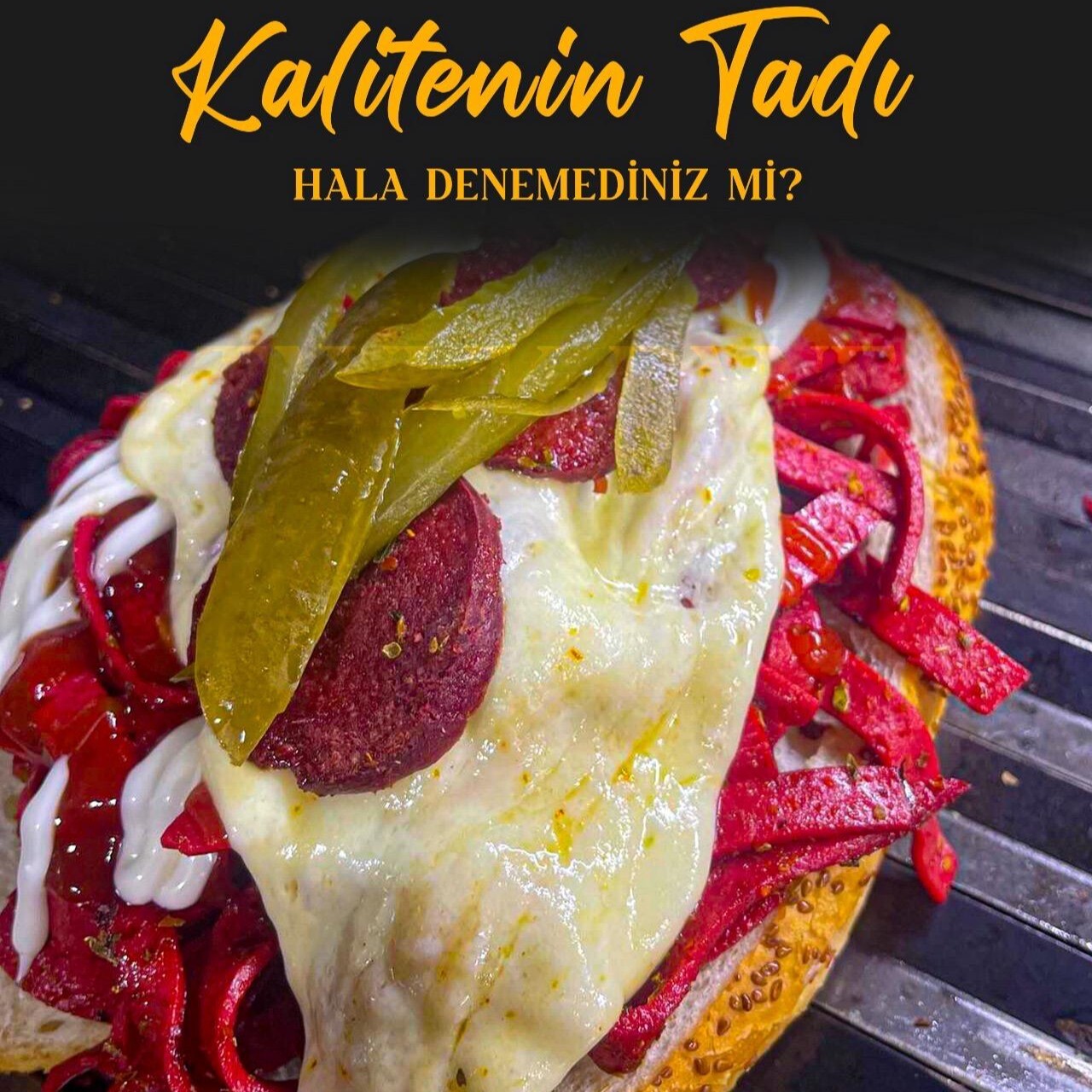 Sosisli Kaşar Eritme Sandviç