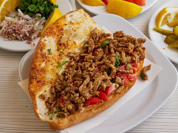 Tam Ekmek Et Tantuni