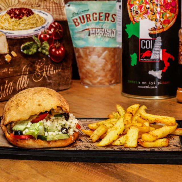 Pitta Mozzarellalı Sandviç