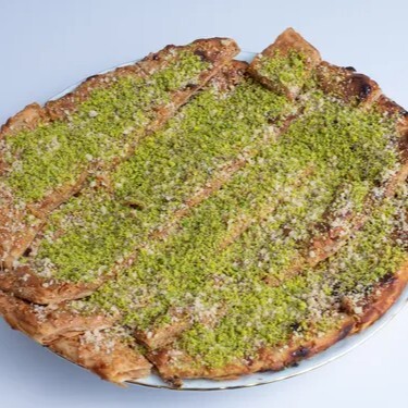 Tahinli Antep Fıstıklı Pide