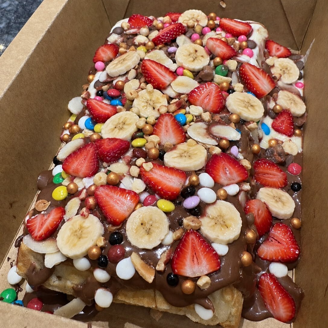 Waffle Meyveli